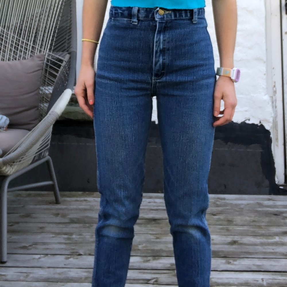 Vintage Skinny Jeans Super cute lovely pockets